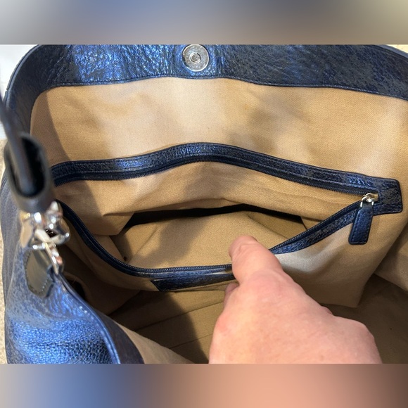 Cole Haan Large Shopper Leather handbag Cross body Metallic Blue - Picture 11 of 11